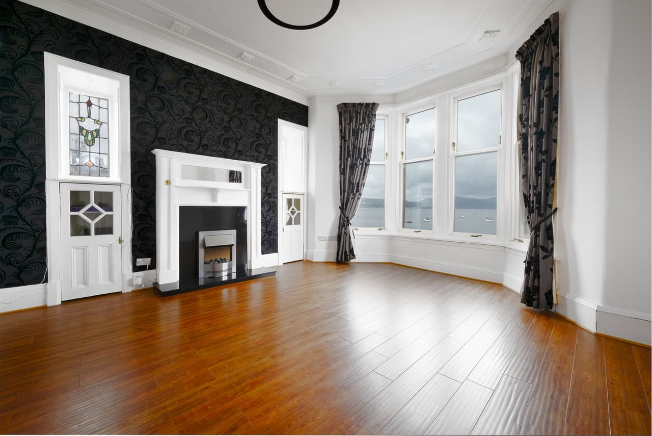 120d Albert Road, Gourock, Gourock, PA19 1BS