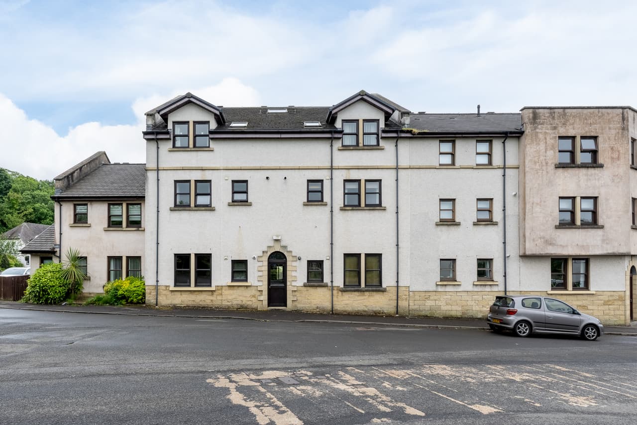2d Smithy Court Main Street, Inverkip, Greenock, Greenock, PA16 0AZ