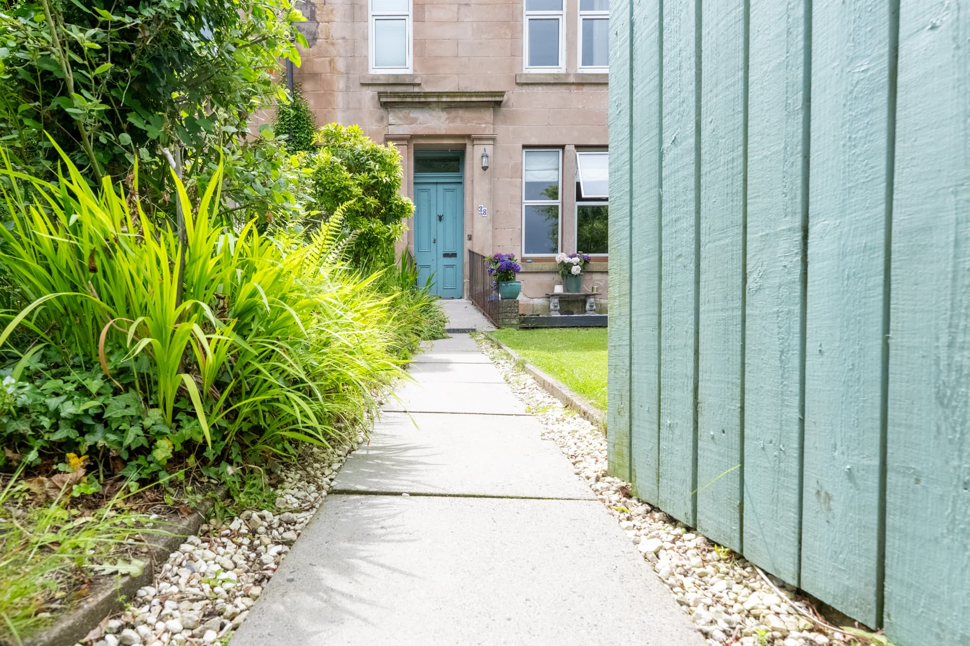 Cove Road, Gourock, PA19 1RP