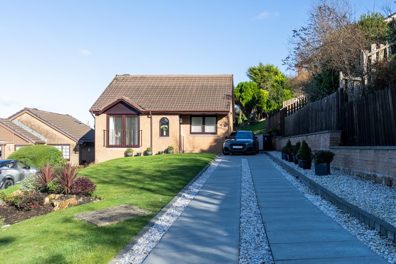 Tantallon Avenue, Gourock, PA19 1HA