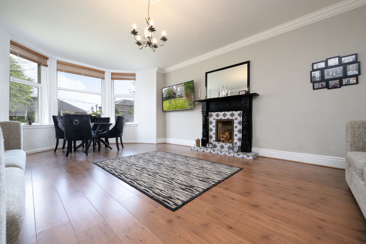 136b Finnart Street, Greenock, PA16 8HY