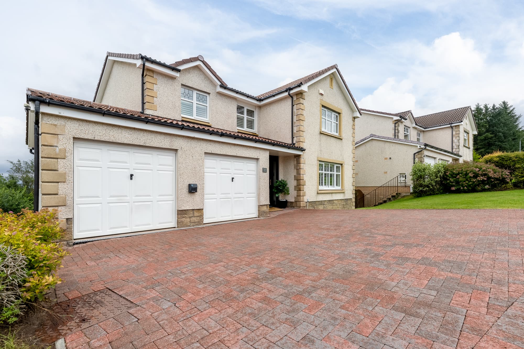 Finbraken Drive, Gourock, Gourock, PA19 1BF